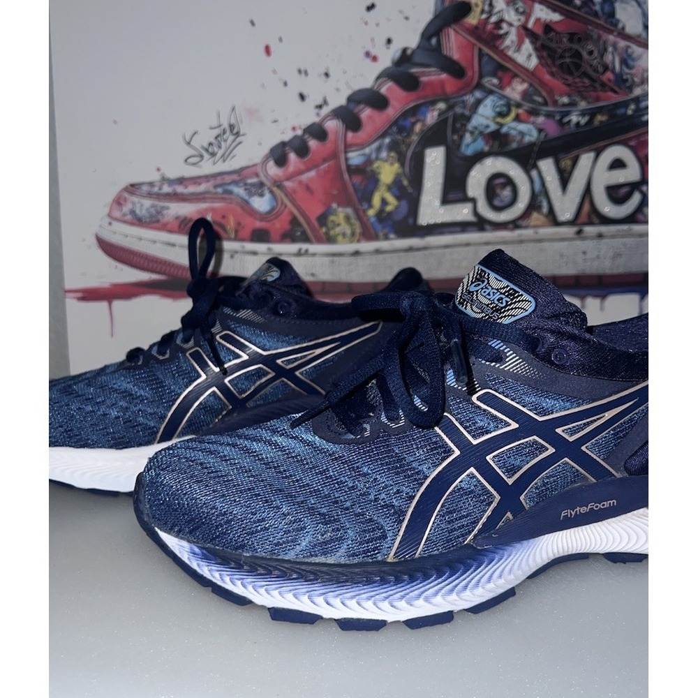 Asics Gel-Nimbus 22 Midnight Blue Gold Running Shoes 1012A587 Womens 6.5 - Picture 1 of 14